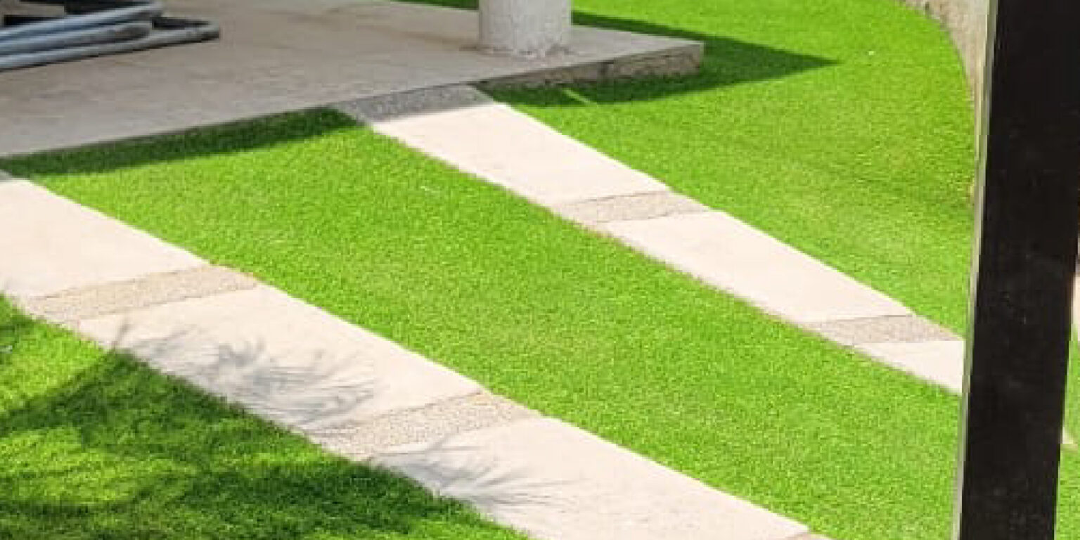 tayfon-venta-de-pasto-sintetico-para-casas-08